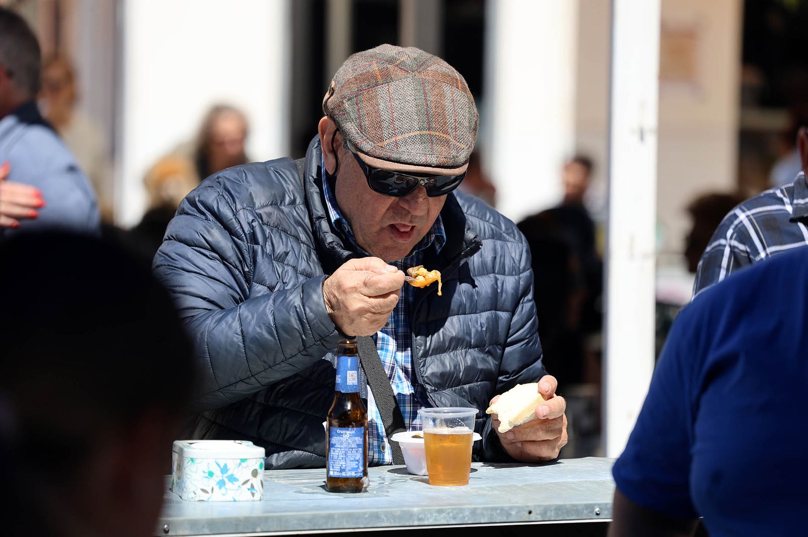 Imágenes del ambiente en el encuentro del gurumelo en el Parque de la Luz