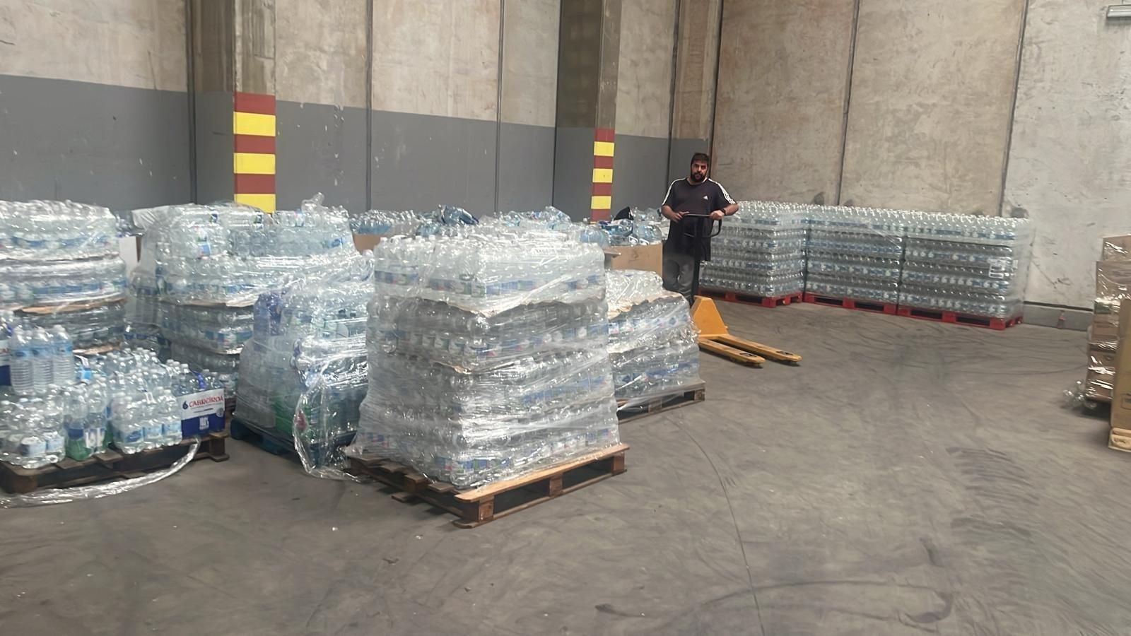 Descarga del cargamento de agua.