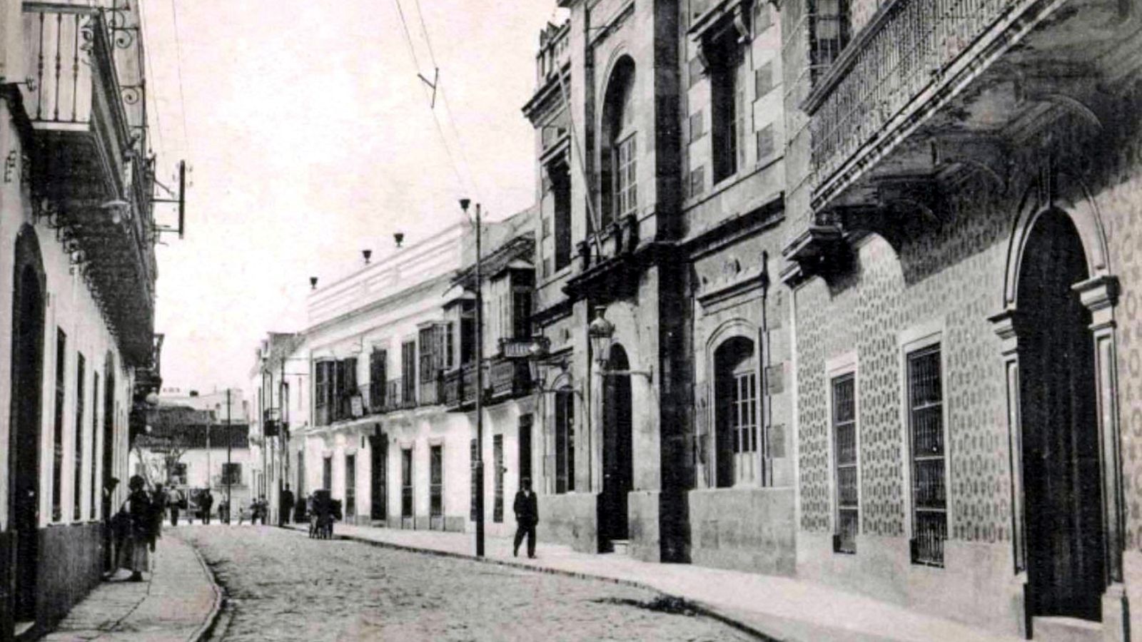 La calle Imperial o Alfonso XI, escenario de la vida profesional de Eladio Infante de Salas.