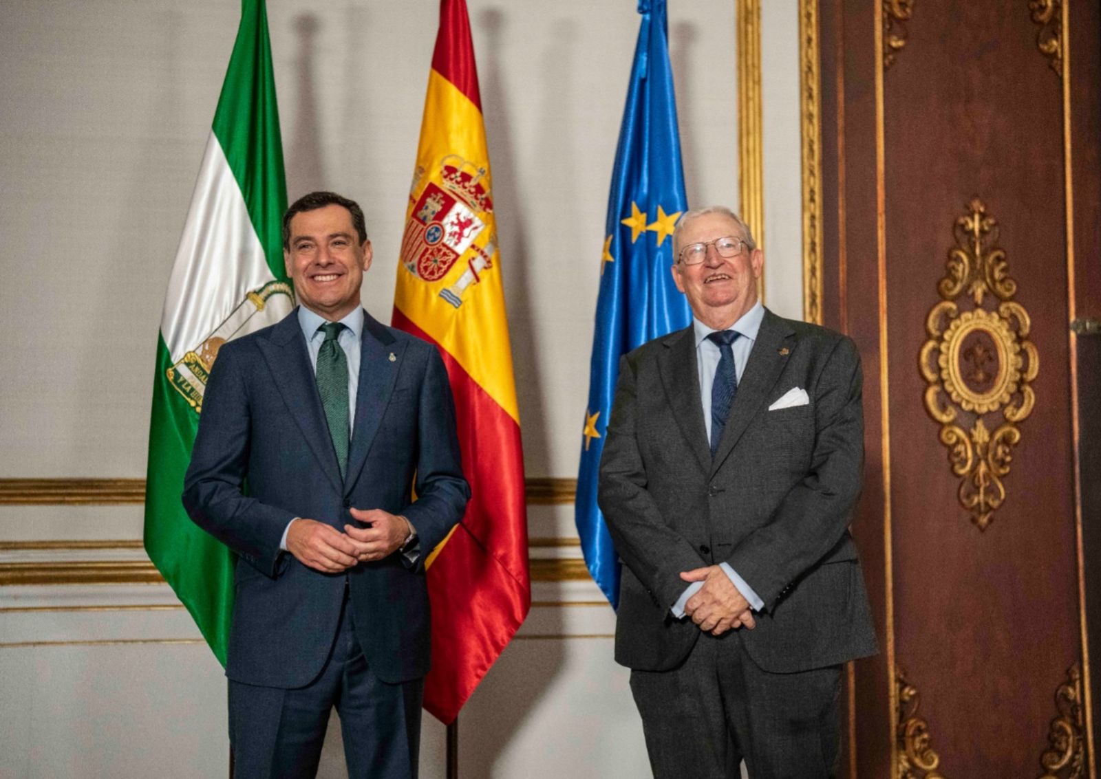 Juanma Moreno y Paco Vélez en San Telmo.