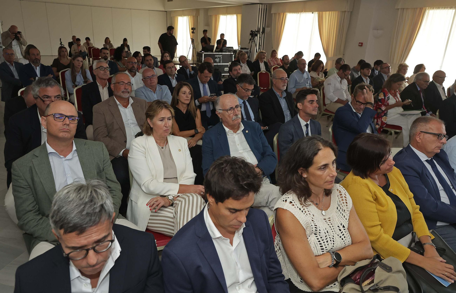 Imágenes de la presentación de la Memoria Anual de la AGI 2023 en Guadacorte Imágenes de la presentación de la Memoria Anual de la AGI 2023 en Guadacorte