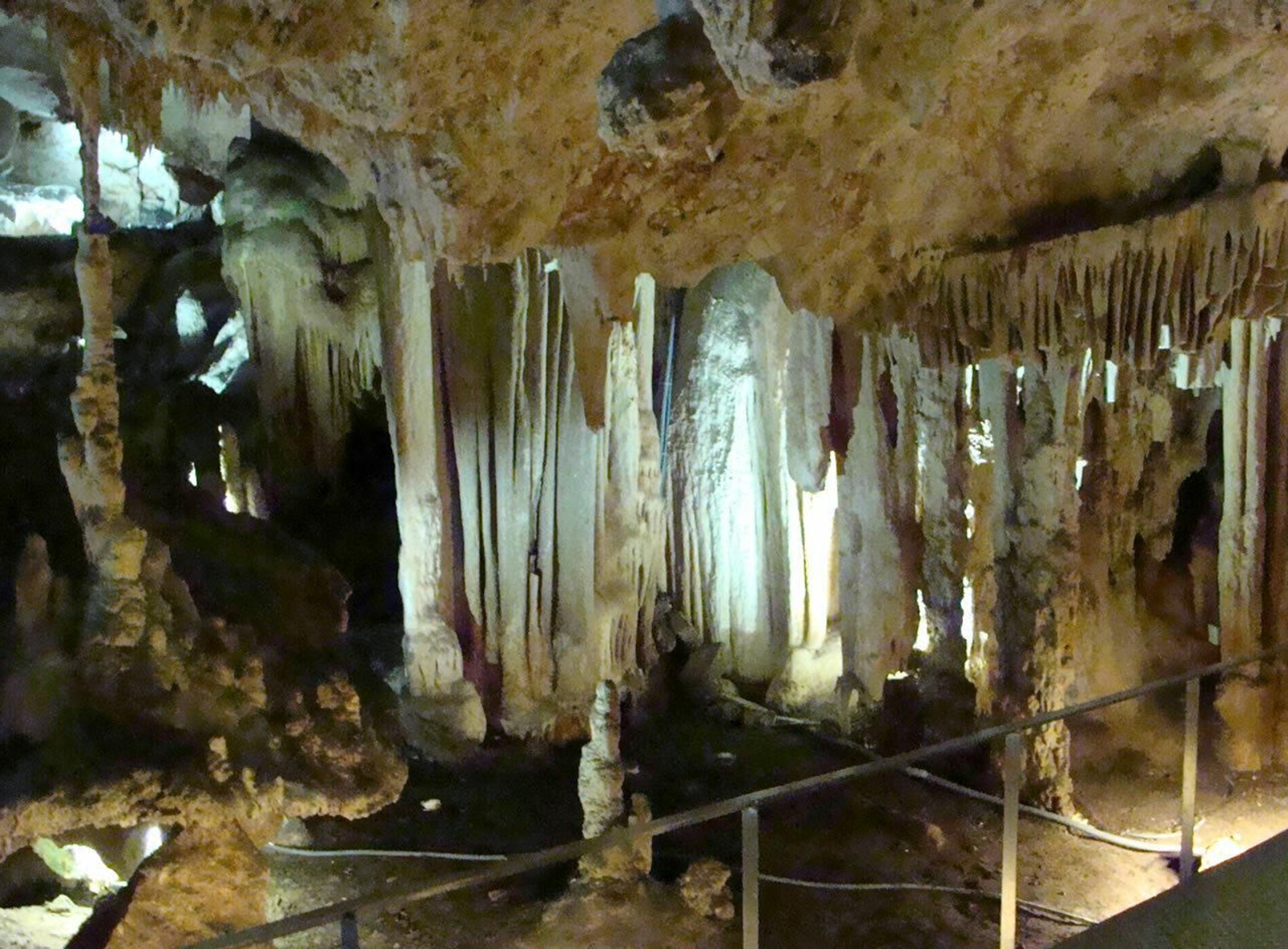 Interior de la Cueva de Nerja
