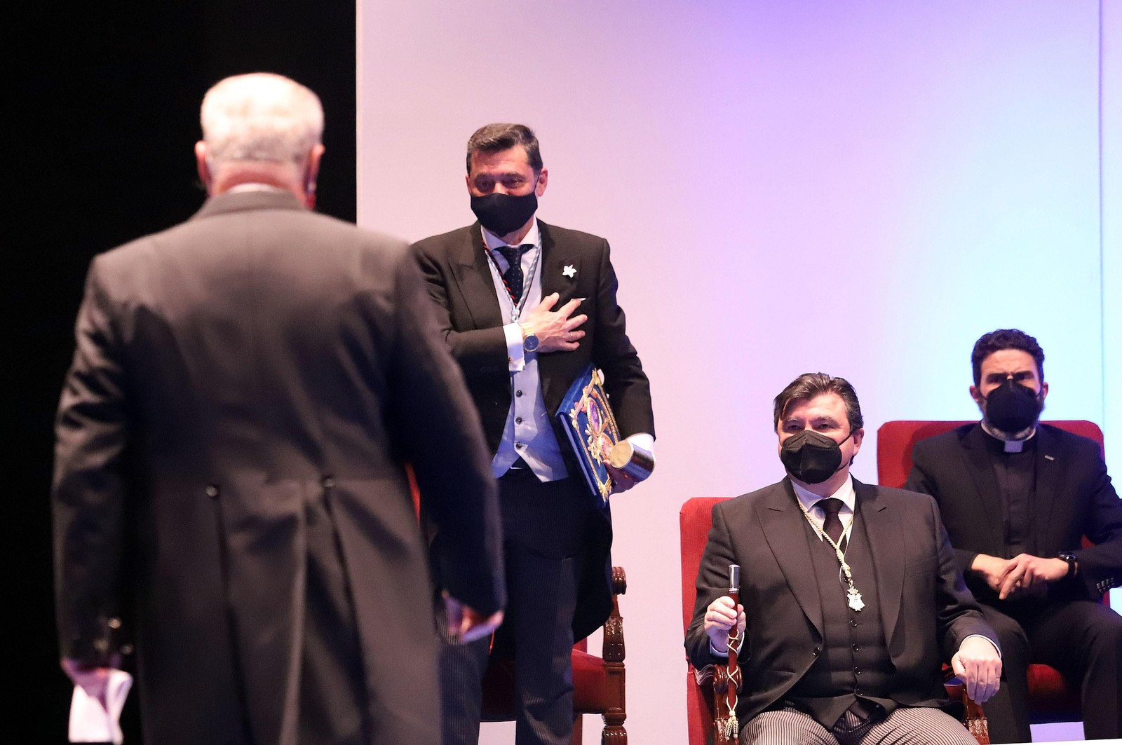 Imágenes del Pregón de la Semana Santa de Huelva 2021 de Eduardo Sugrañes