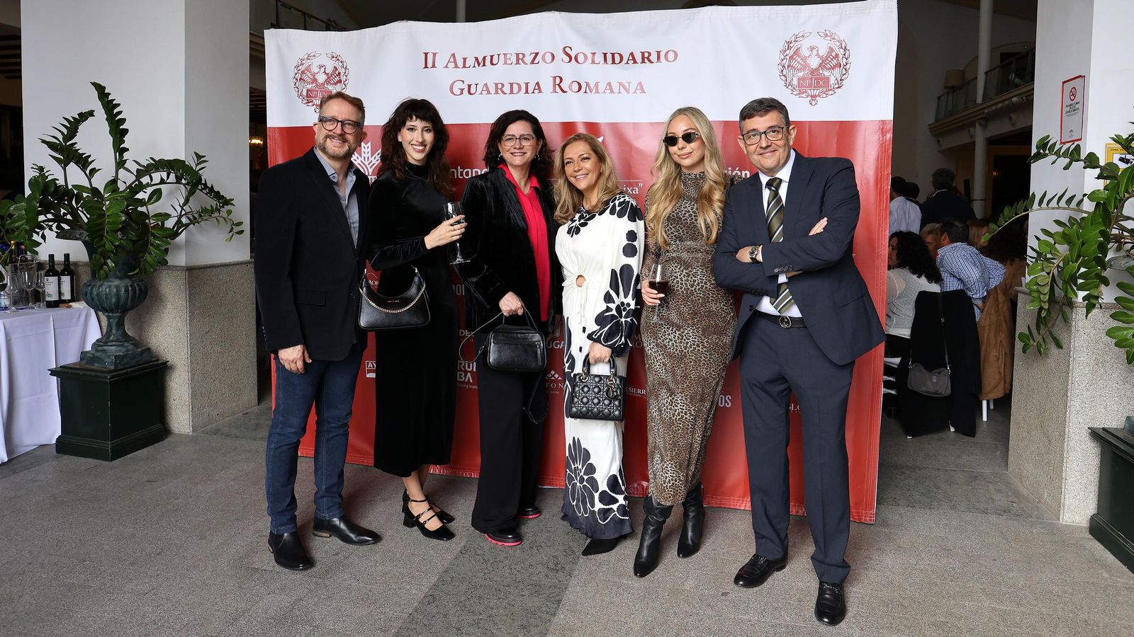 II Almuerzo Solidario de la Guardia Romana de la Hermandad del Transporte en Jerez