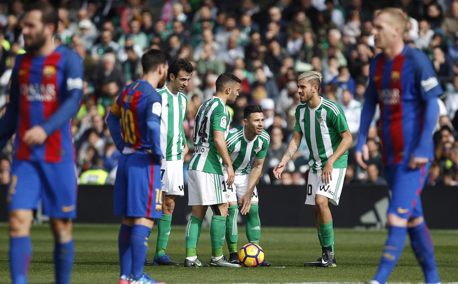 El Betis-Barcelona, en imágenes