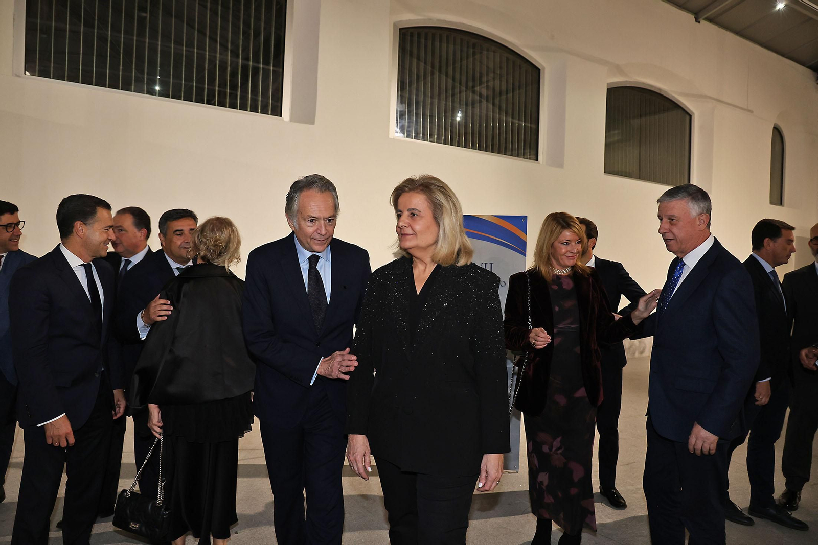 Imágenes de los invitados a la gala de los  37 premios Onubenses del Año