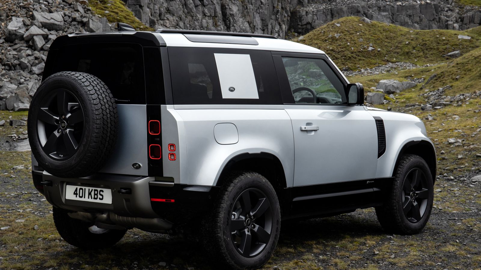 Además de ser emblemático por su nombre, forma y capacidad, el Defender puede personalizarse para que los propietarios aprovechen al máximo sus prestaciones.