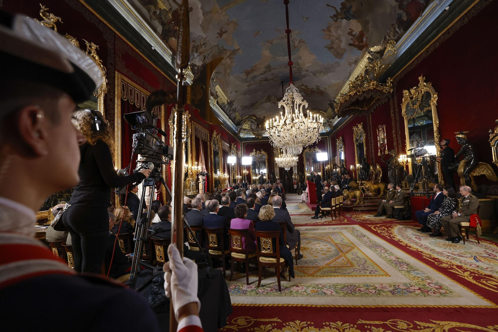 Acto central del 50 aniversario de la restauración de la monarquía