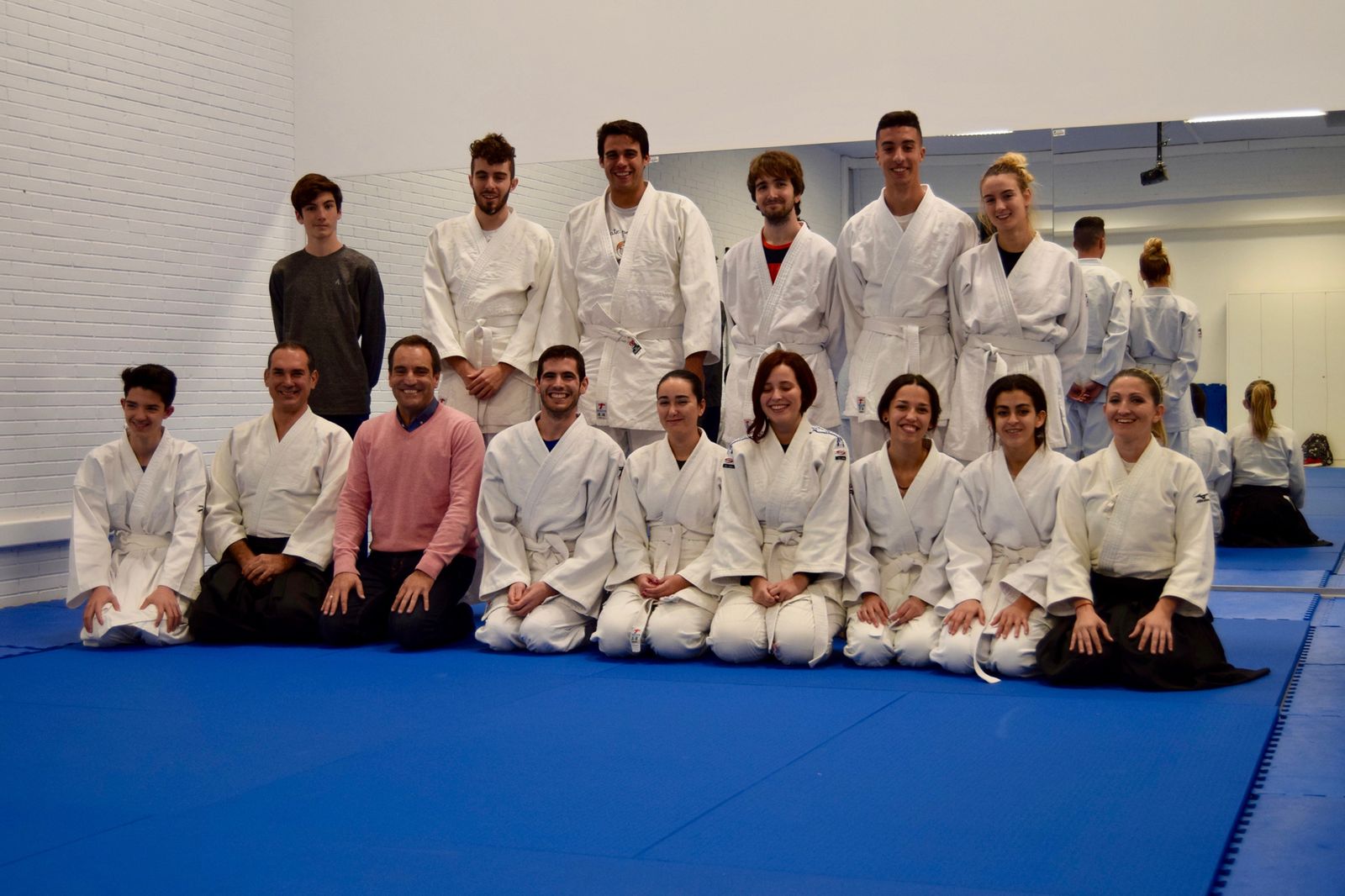 El aikido se populariza                 en la UAL