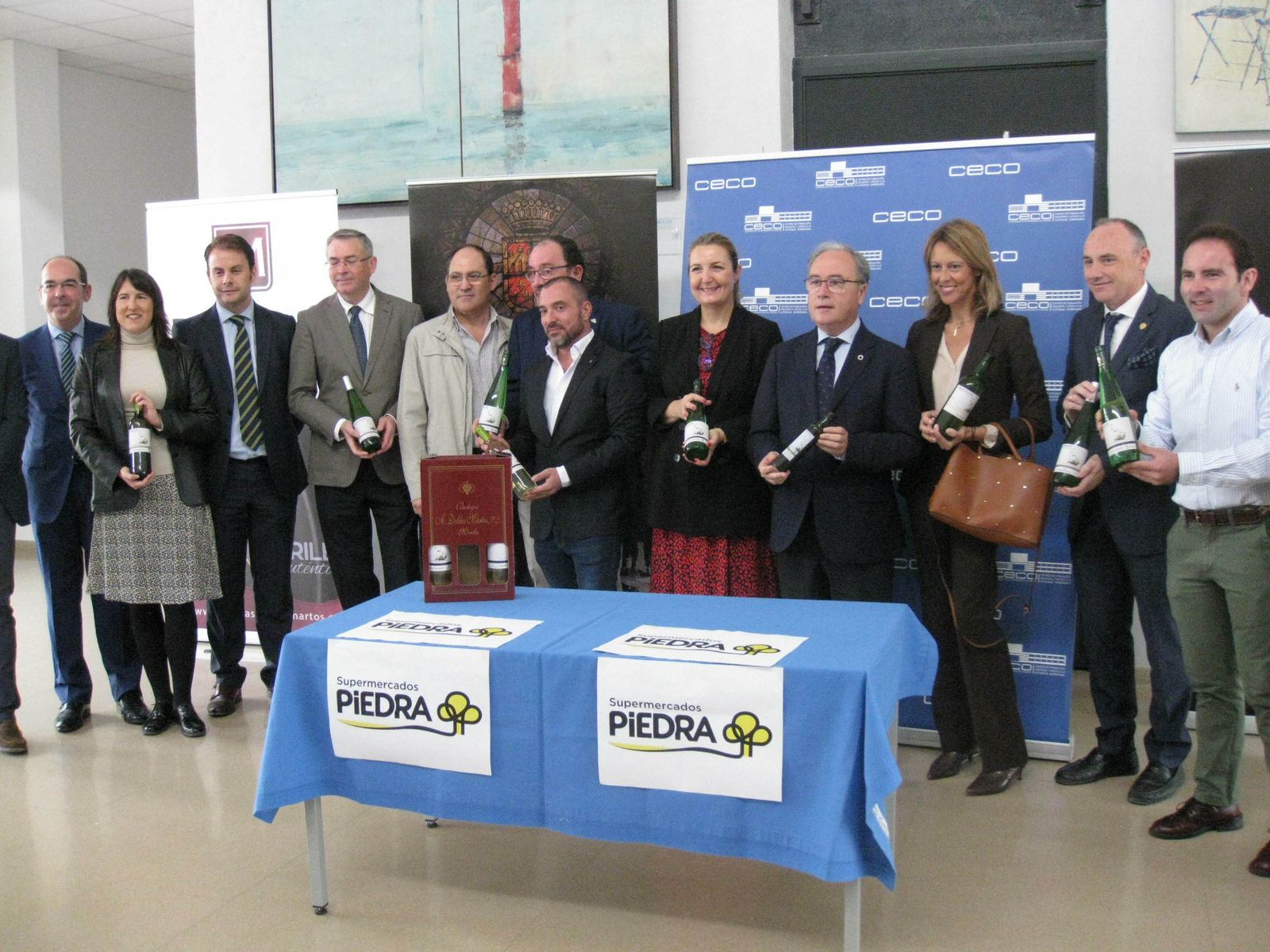 Presentación de los vinos elaborados por el alumnado del instituto Emilio Canalejo.