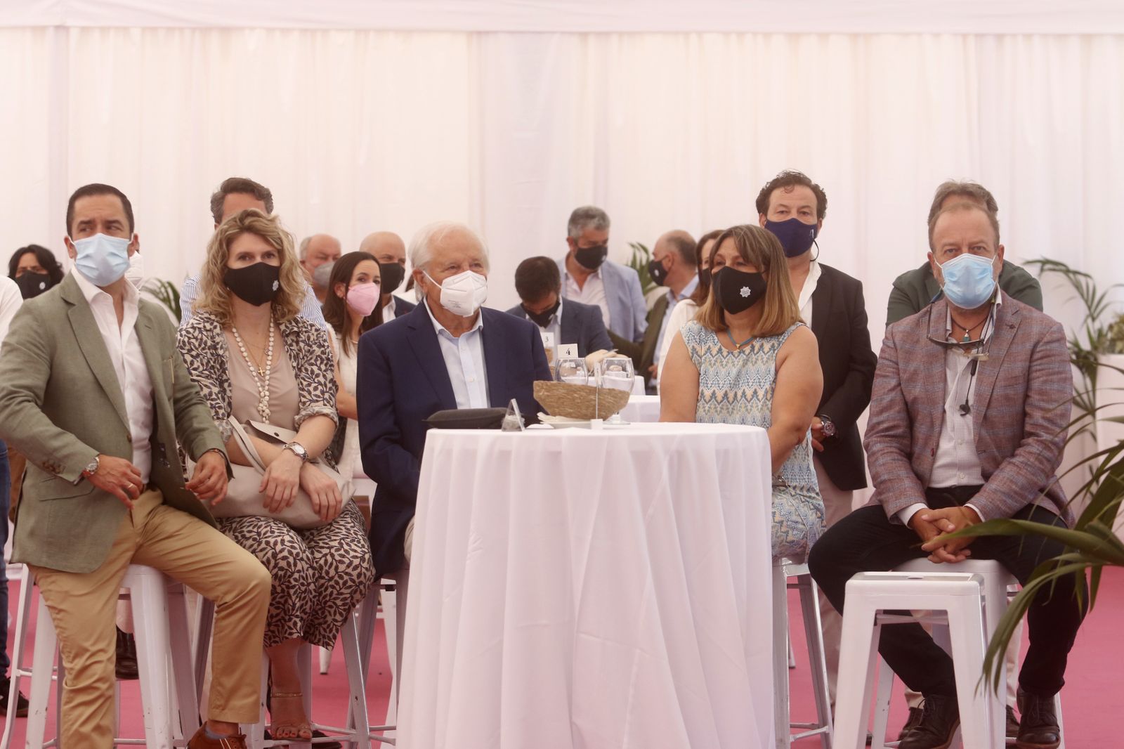 La apertura del parque comercial Los Patios de Azahara en Córdoba, en fofografías