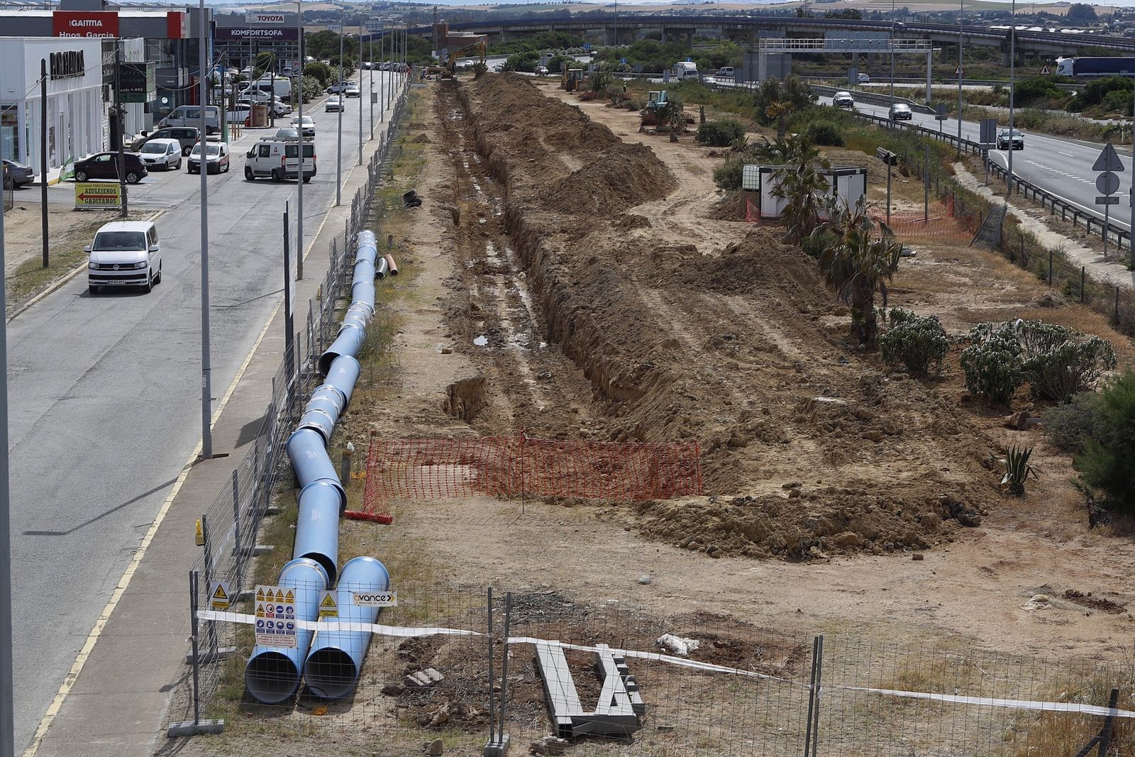 Arrancan los trabajos para la sustitución de la tubería de Tres Caminos