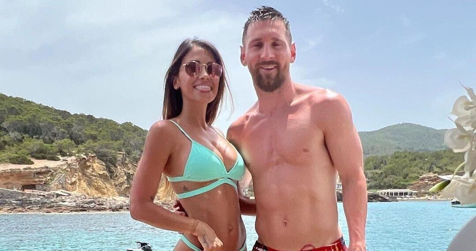 Antonella Rocuzzo y Leo Messi