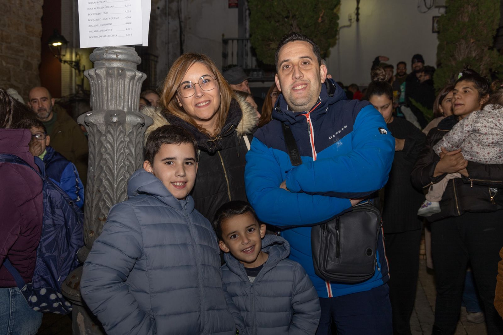 Encendido en Jaén de la lumbre oficial de San Antón 2026 y bendición de los animales