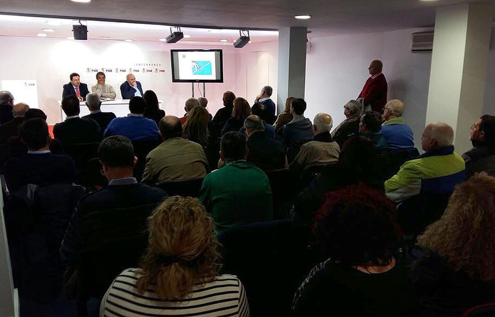 Encuentro sobre Salud, en la Casa del Pueblo isleña.