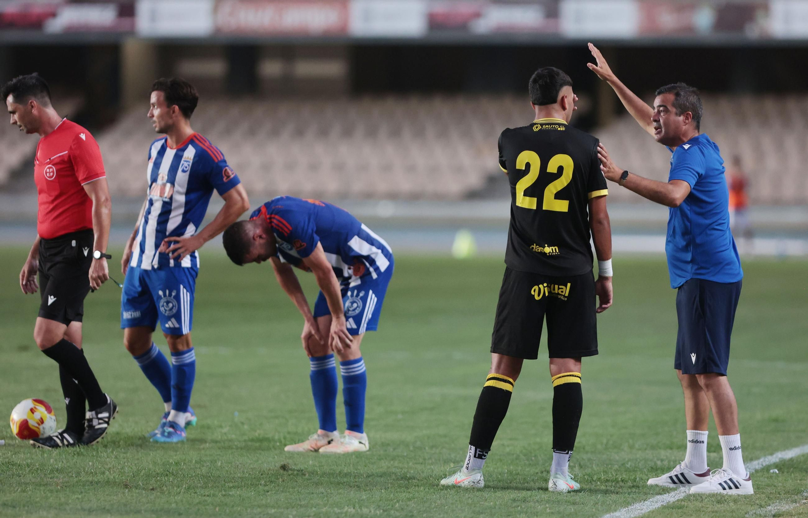 Imágenes del X Trofeo Rafa Verdú entre Xerez CD y Sanluqueño en Chapín