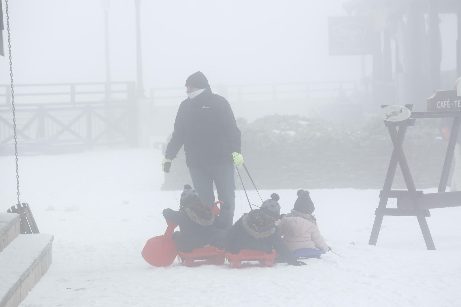 Todas las imágenes del estreno de la temporada de esquí en Sierra Nevada
