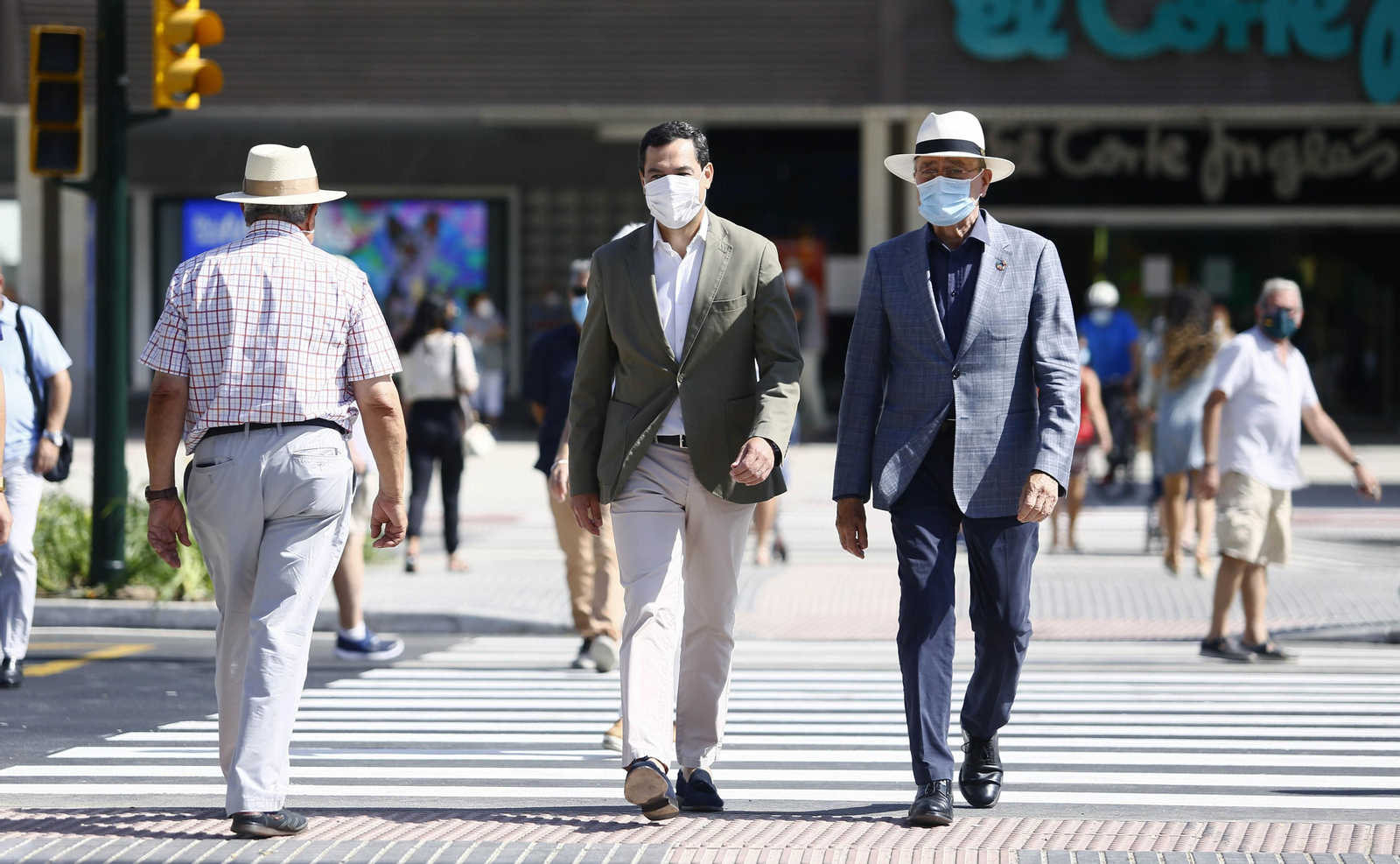 Fotos de la reinauguración de la avenida de Andalucía de Málaga, libre de obras 10 años después
