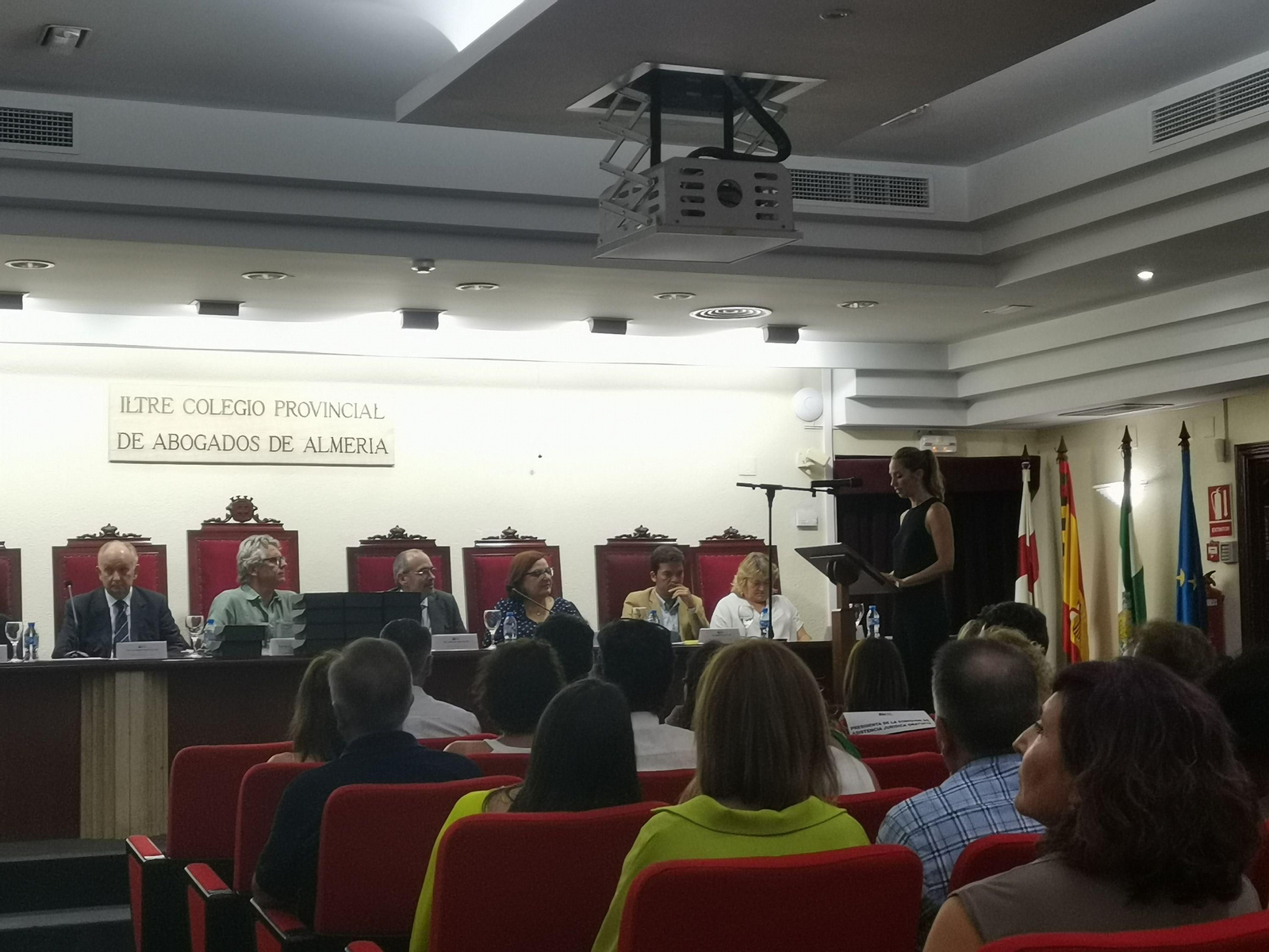 Los abogados de Almería celebran el Día de la Justicia Gratuita con peticiones de mejoras retributivas Los abogados de Almería celebran el Día de la Justicia Gratuita con peticiones de mejoras retributivas