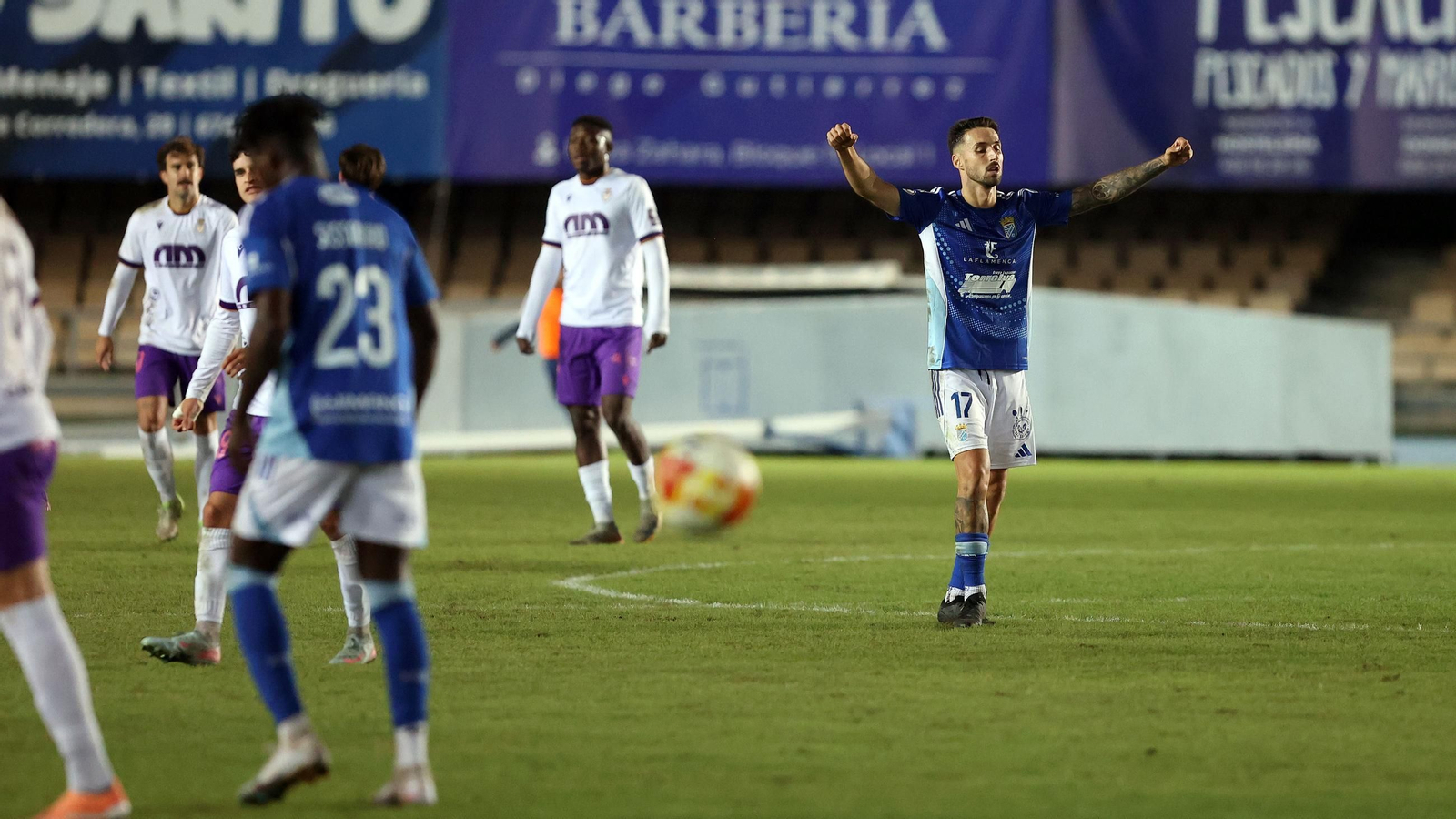Imágenes del Xerez CD contra el Real Jaén CF en Chapín