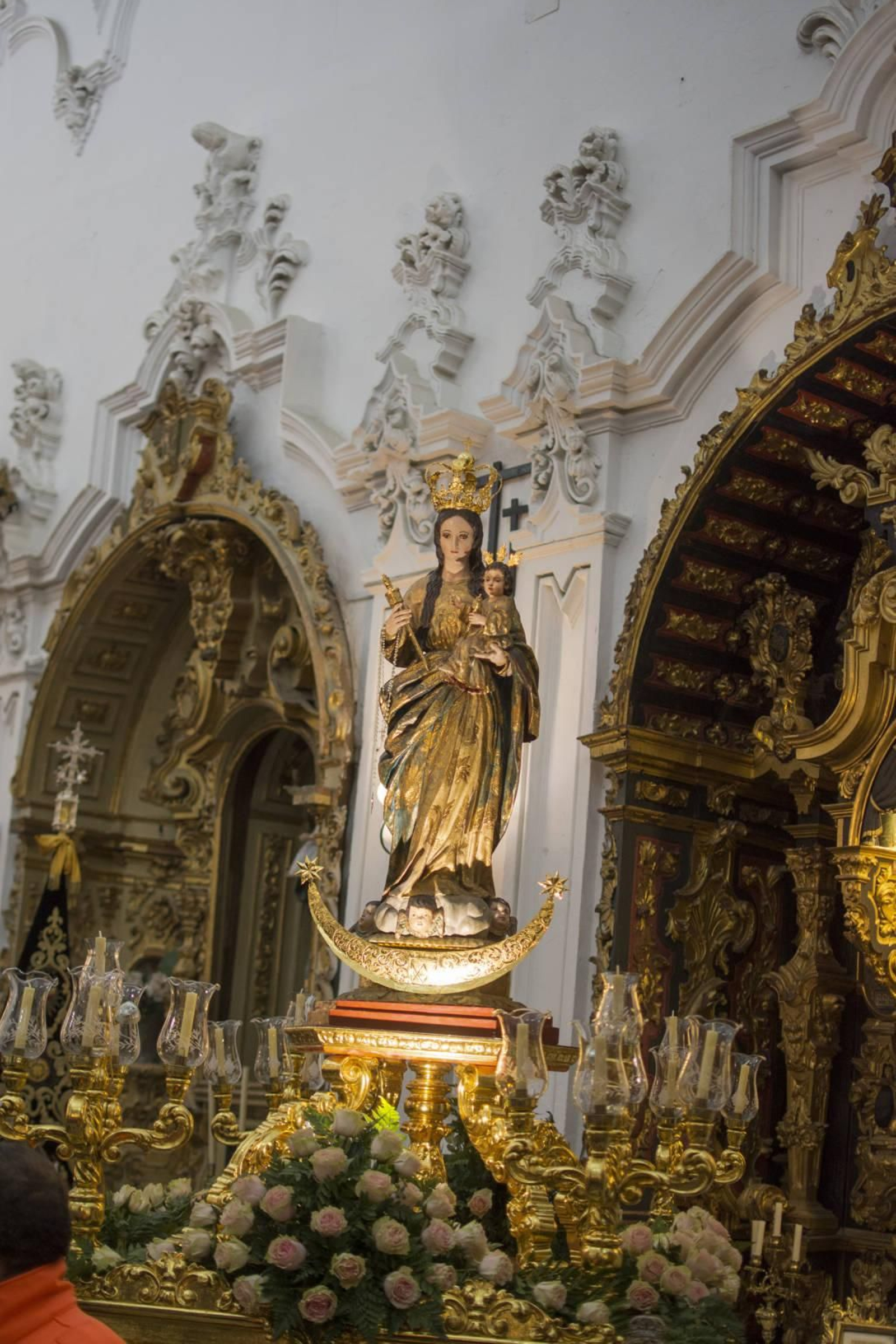 Las fotos de las cofradías de la Magna de Priego de Córdoba, suspendida por la lluvia