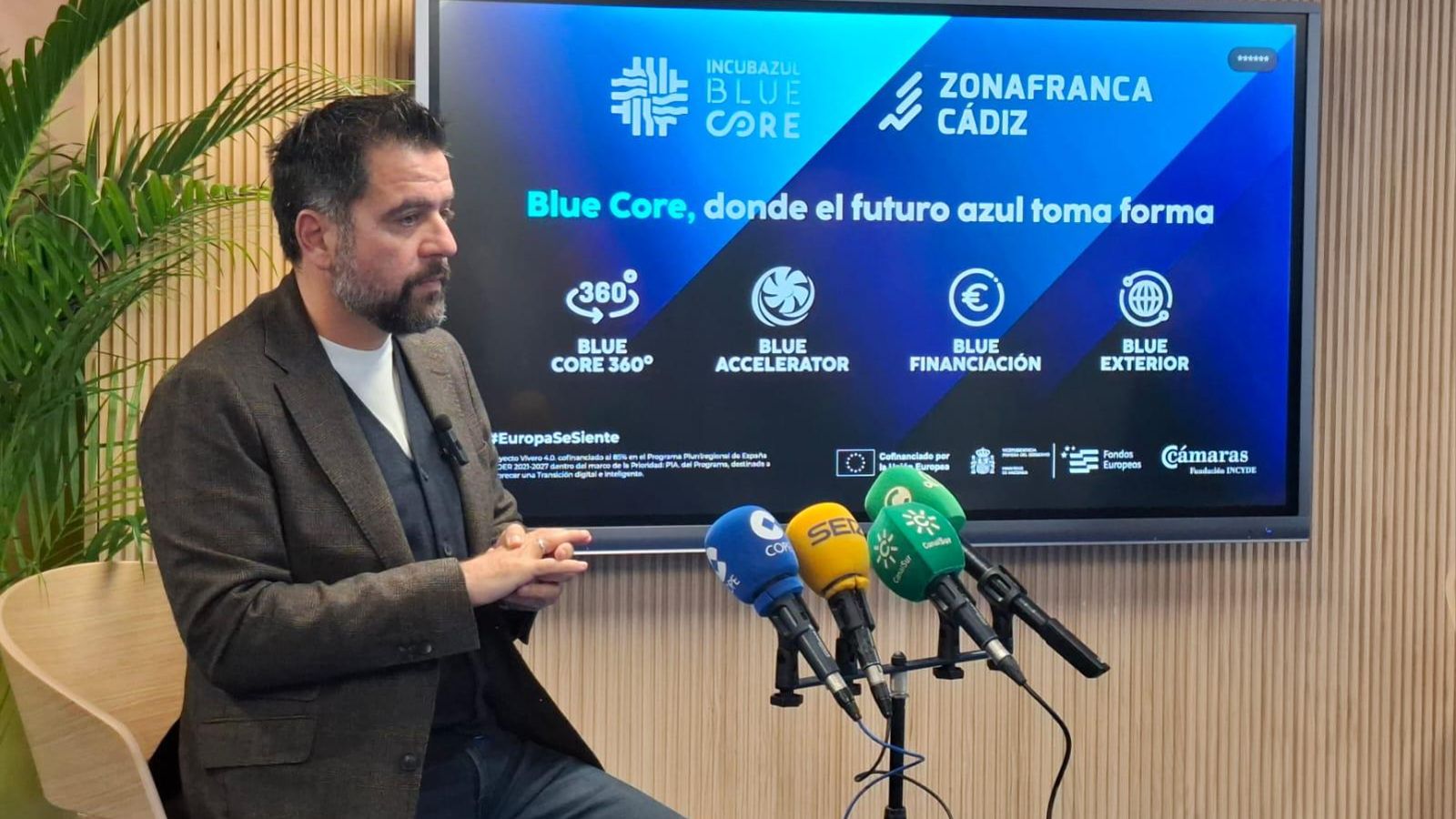 Fran González, durante su presentación ante los medios