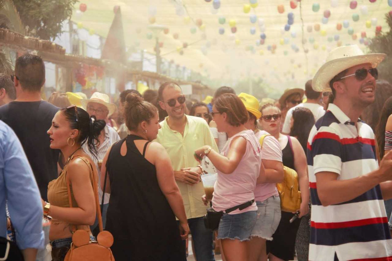 El comienzo de las fiestas de Almuñécar, en imágenes