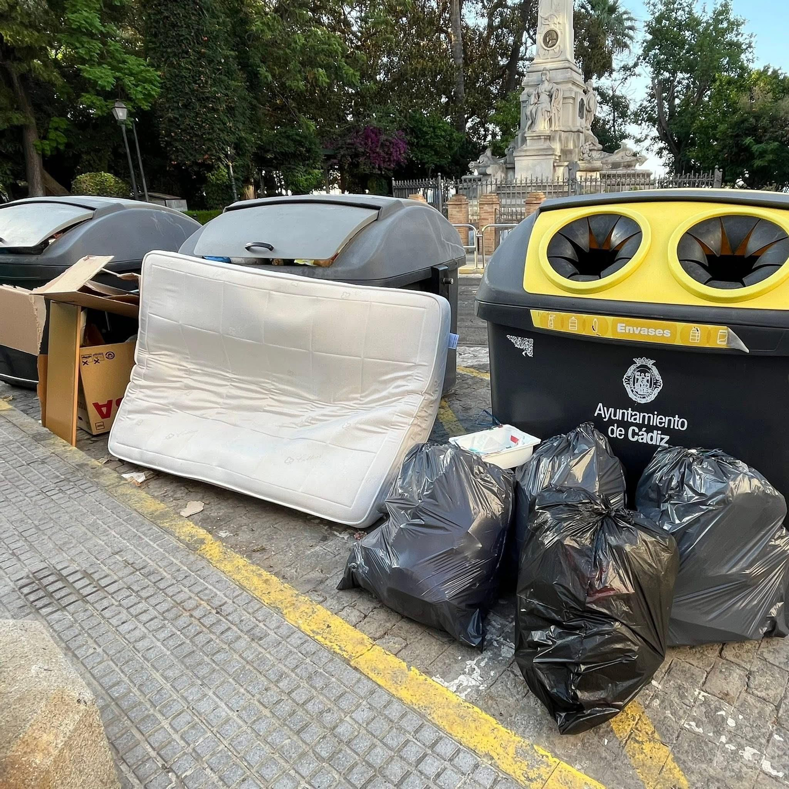 En la Alameda también viven incívicos