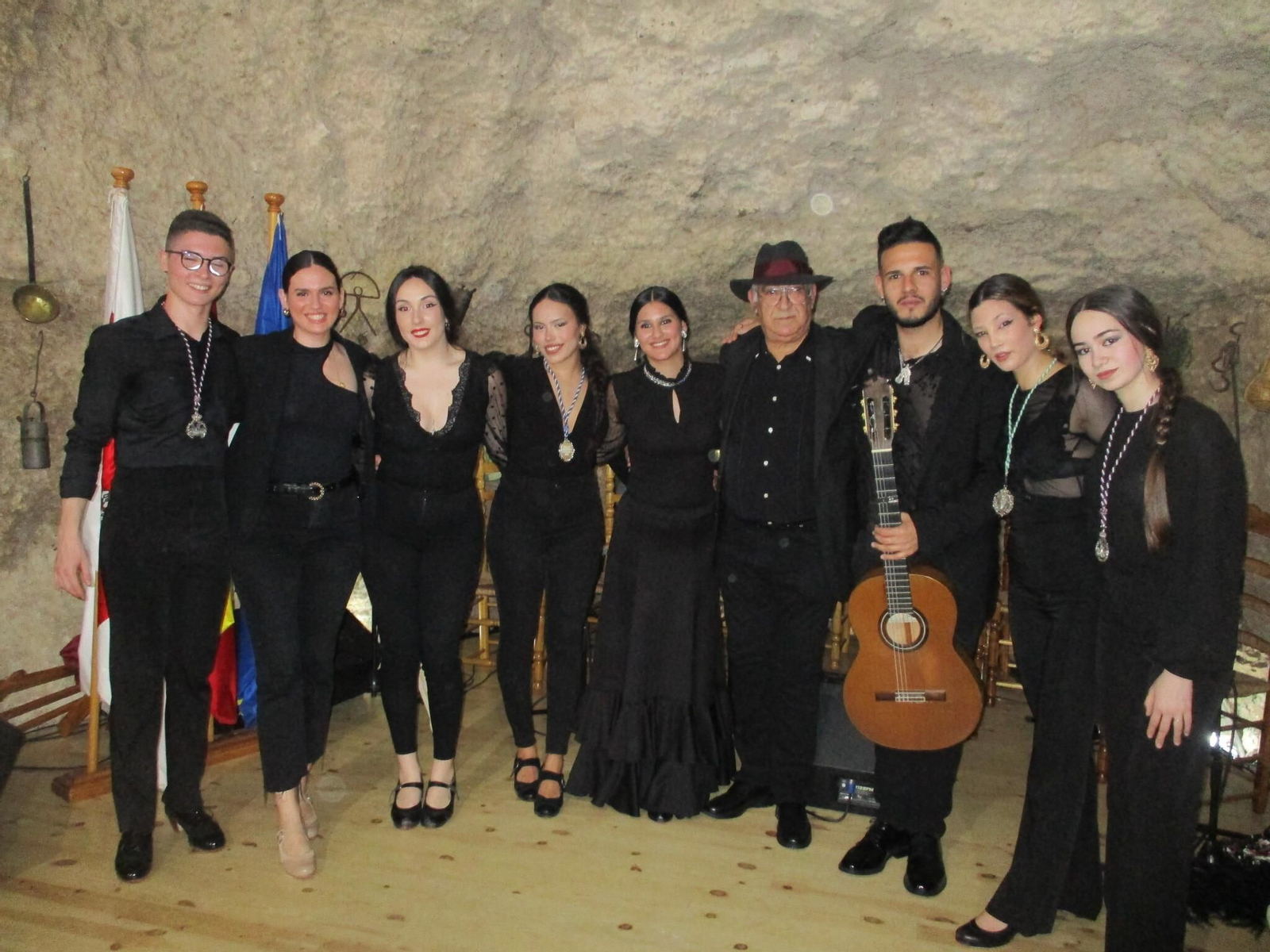 El grupo flamenco de Inés de Inés deleitó a los presentes con un espectáculo de danza.