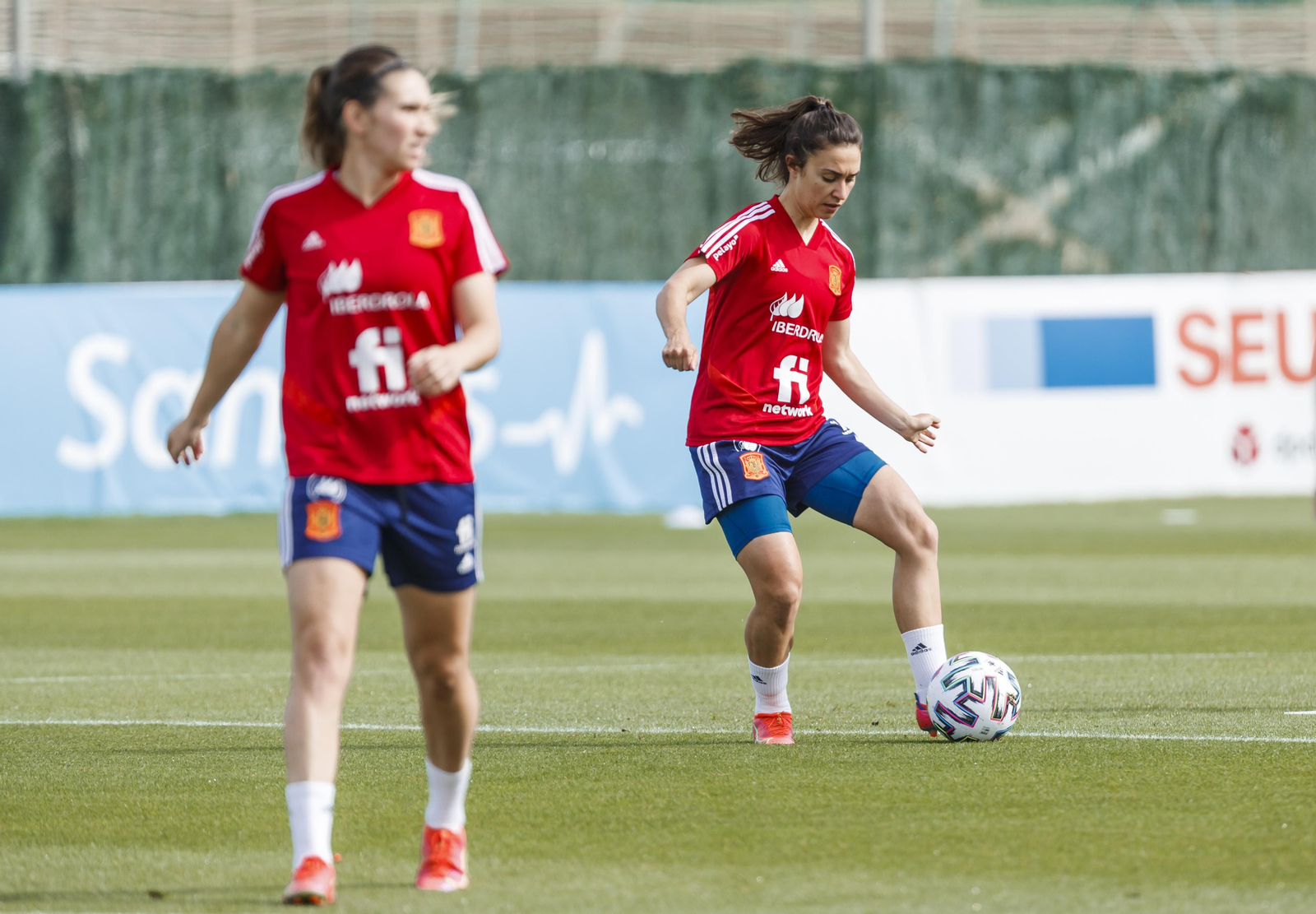 Fotos: la selección española femenina sigue la puesta a punto en Marbella