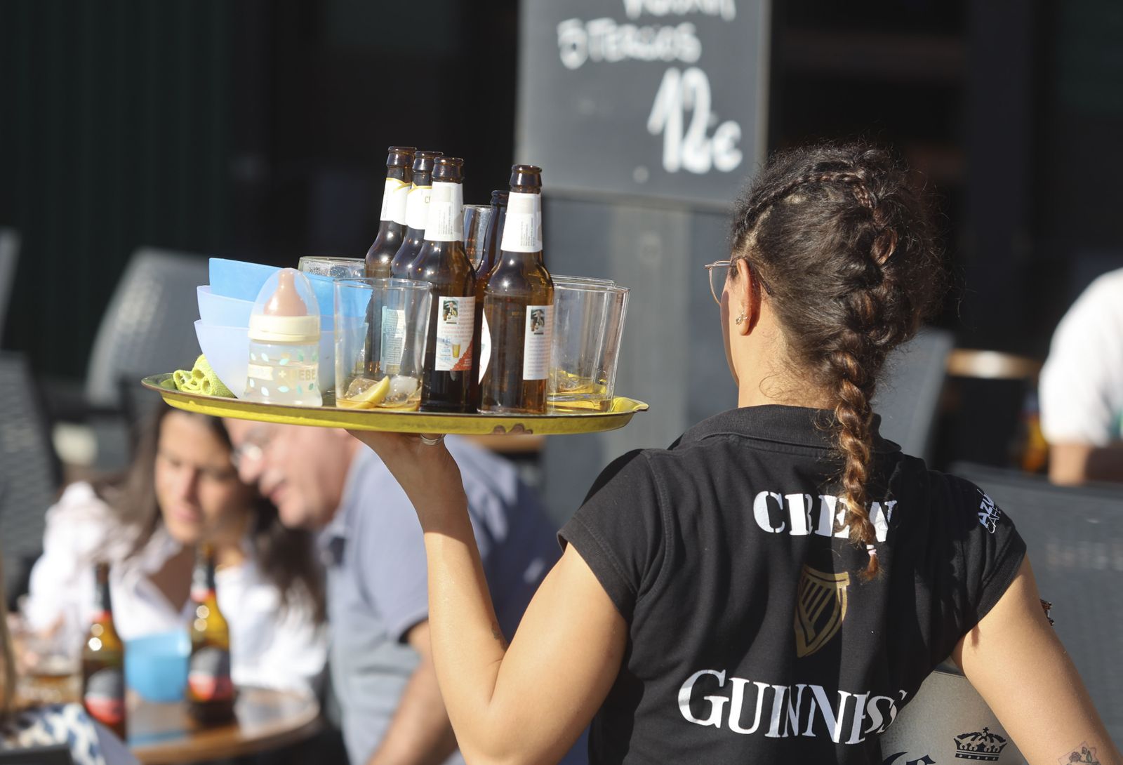 El buen tiempo acompaña a Málaga de camino a la Nochevieja (fotos)