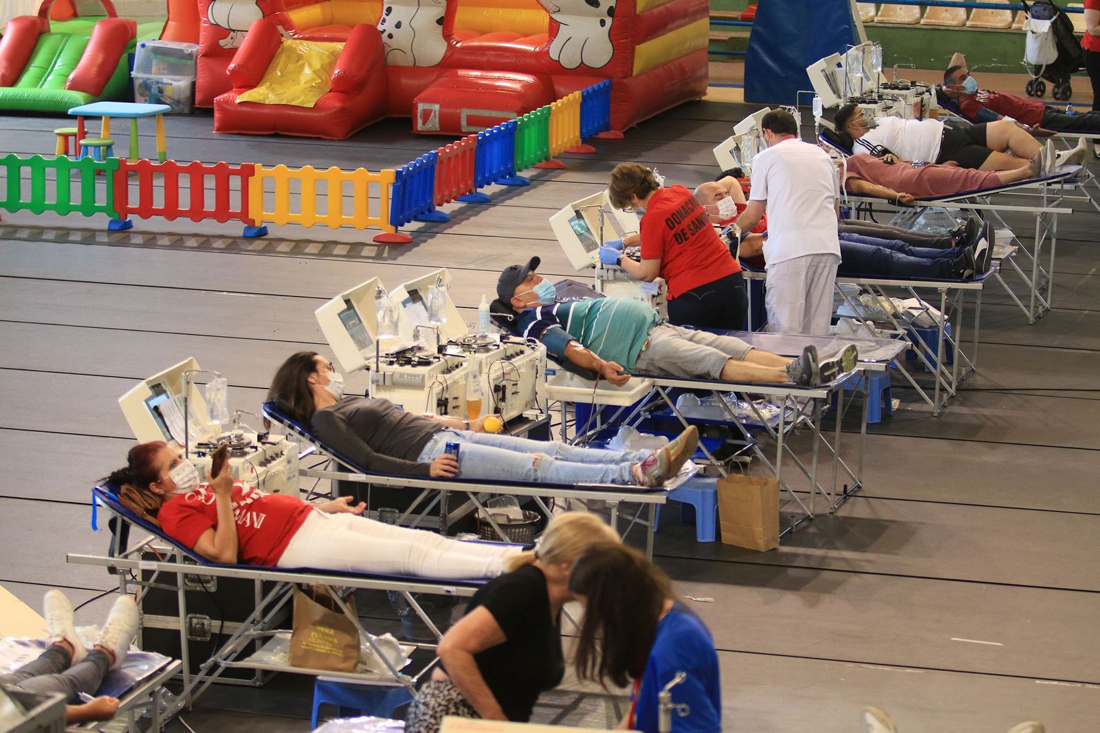 El pabellón Rafael Florido acoge el récord de donantes de sangre