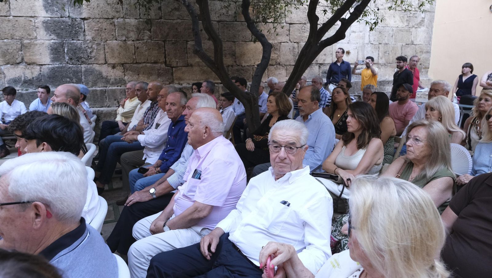 Conferencia del Foro Cultural 3 Taurinos 3, en imágenes
