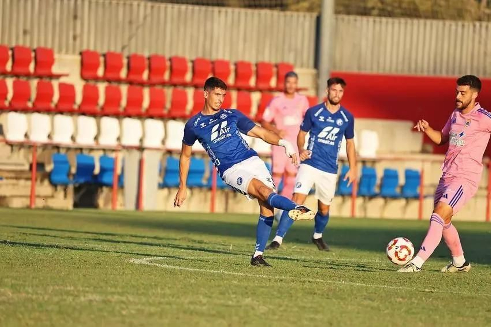Las imágenes del partido del Xerez DFC contra el Recreativo de Huelva en Cartaya