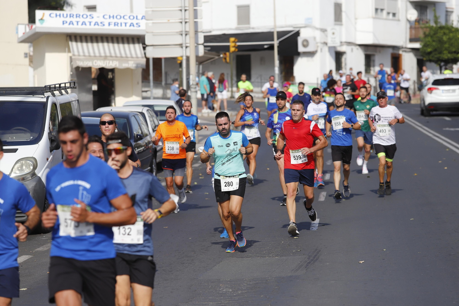 Las imágenes de la vuelta a Huelva de atletismo