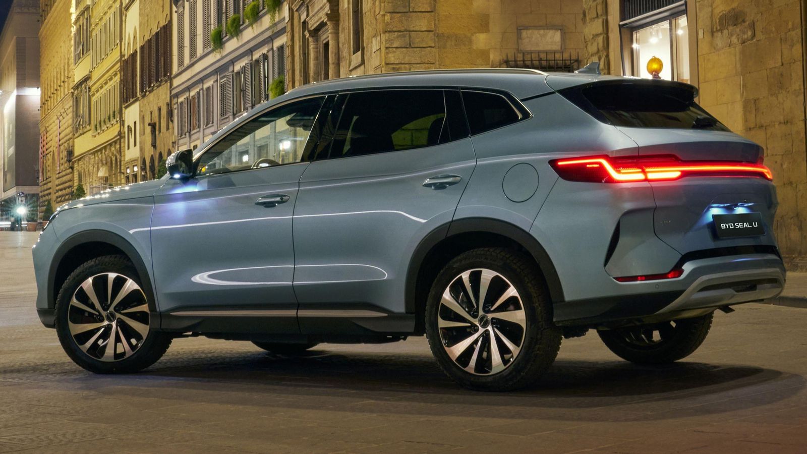 Es posible utilizar el Seal U DM-i en un modo eléctrico que elimina las emisiones locales y reduce el ruido.