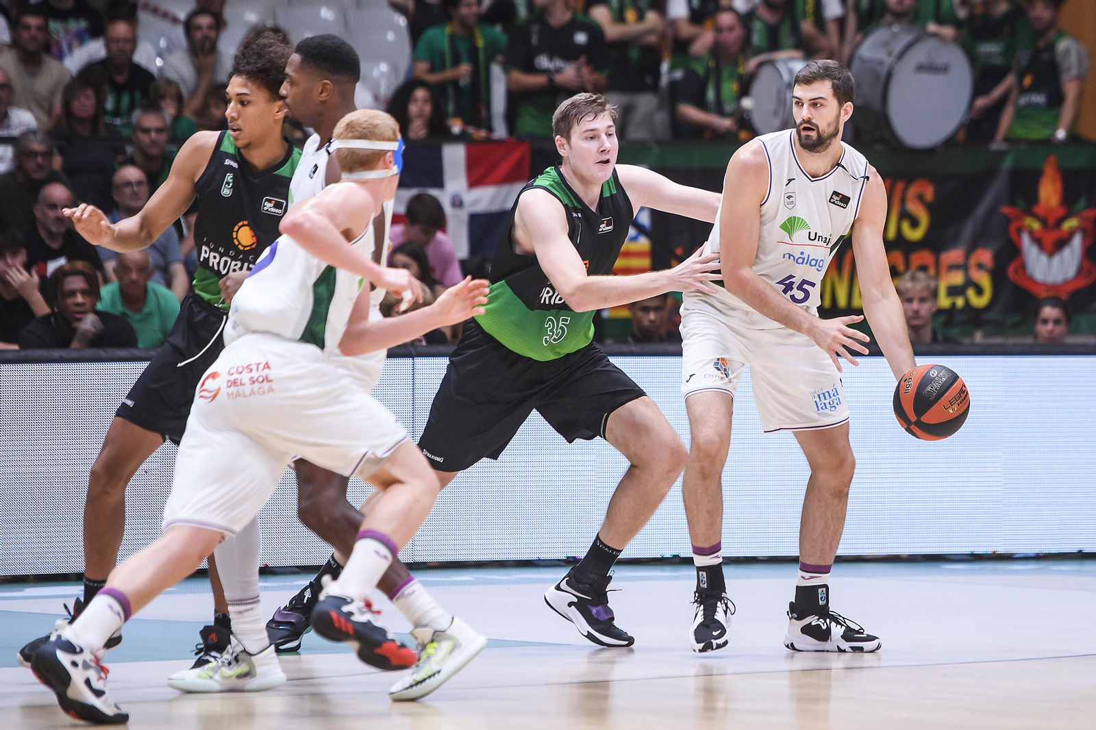 Imagen del partido de Badalona