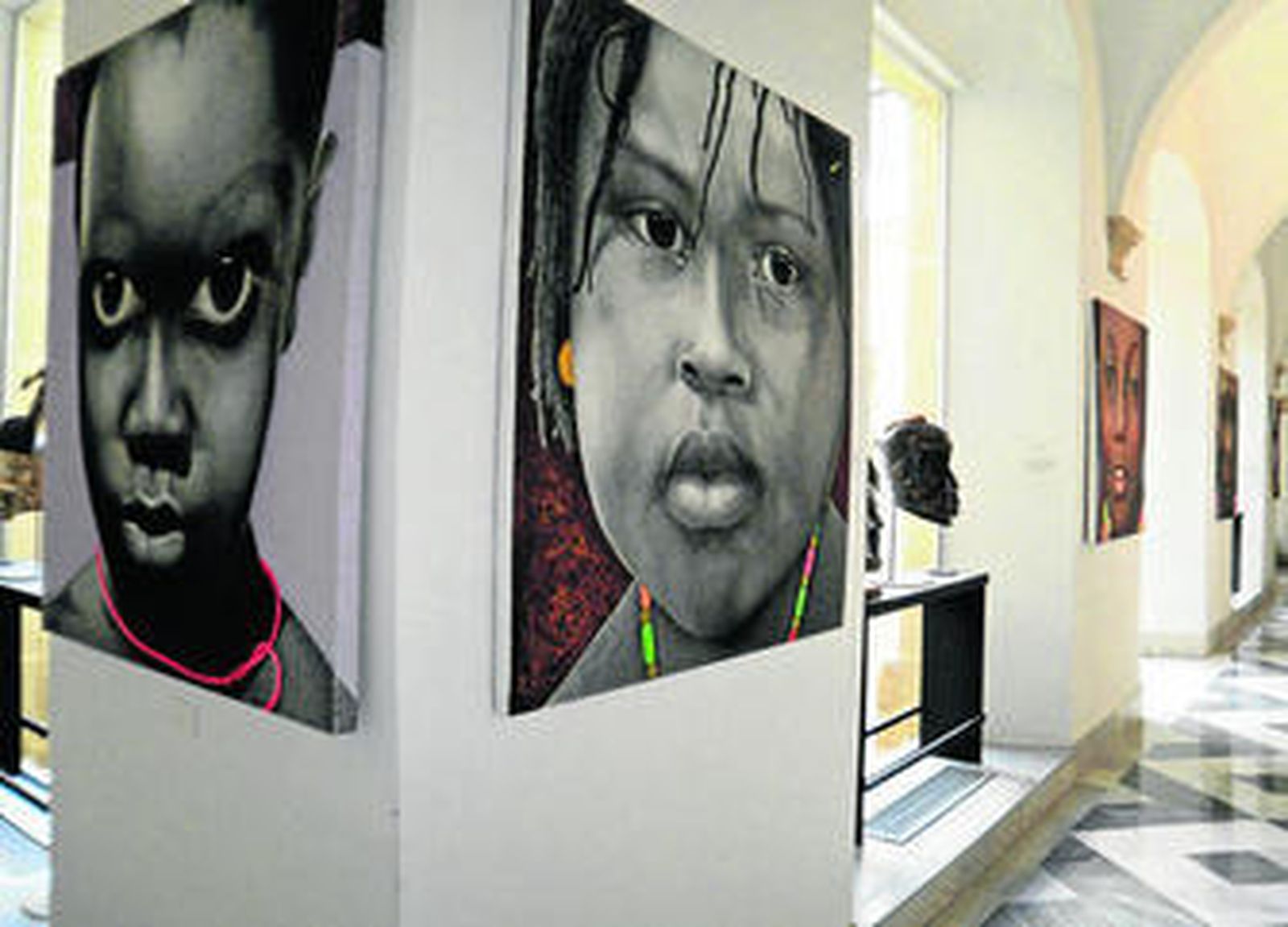 Una parte de las colecciones artísticas africanas 'Otras miradas' y 'Fuerzas ocultas'.