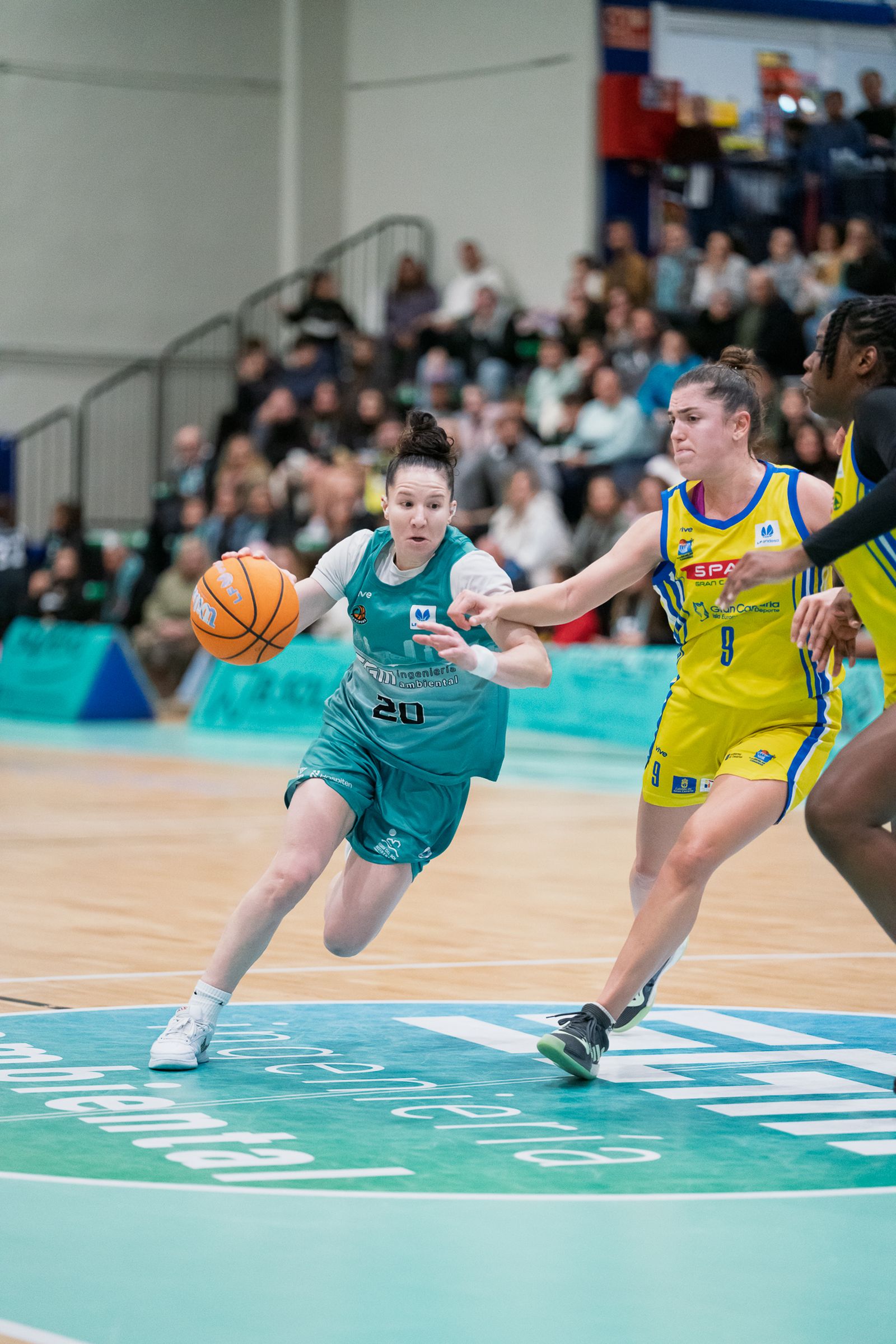 Esencial victoria del CAB Estepona ante el Spar Gran Canaria (80-64)