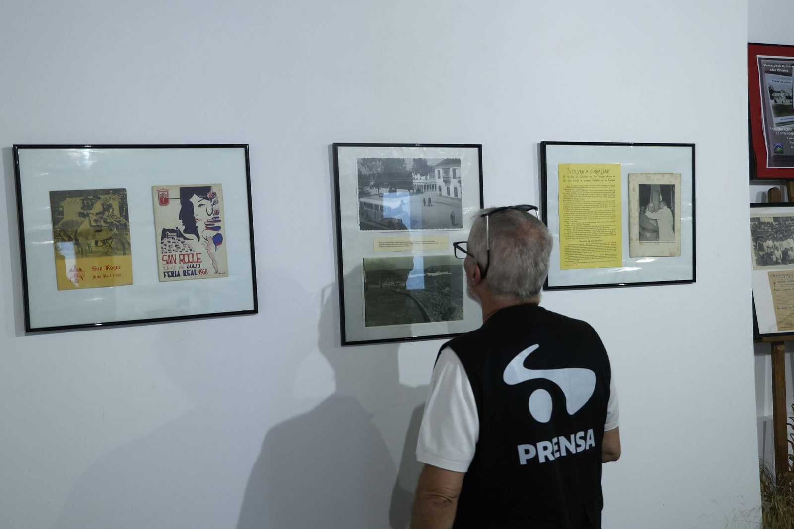 Las fotos de la exposición "El San Roque de los 60" y la presentación de los libros "Plaza de Armas" y "Alameda" de Antonio Pérez Girón