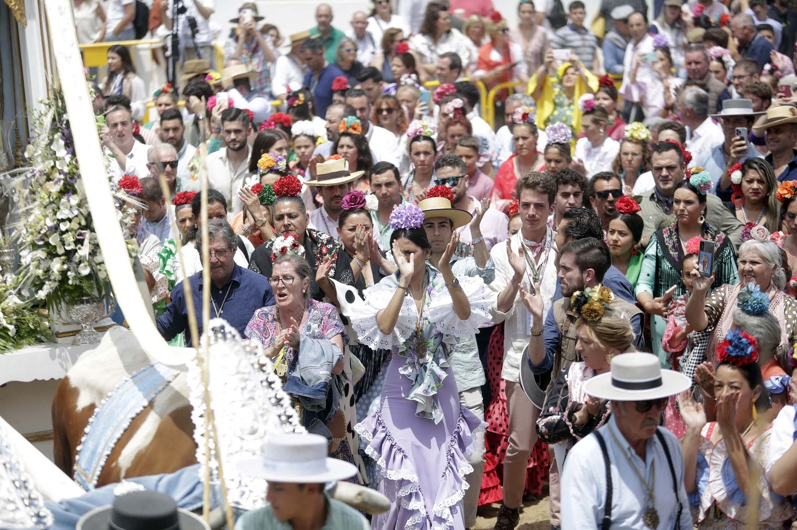 El Rocío 2023: Imágenes de ambiente y presentaciones de las Hermandades