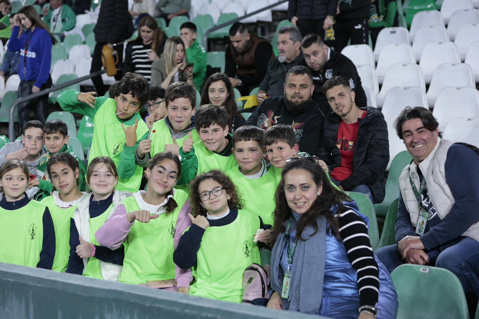 Búscate en las gradas del Villamarín