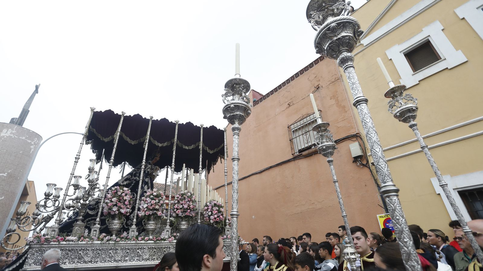 Fotos del Martes Santo en La Línea: Jesús de las Penas y María Santísima de los Dolores