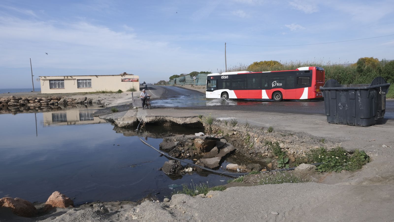 Imágenes del 'lago artificial' de Costacabana