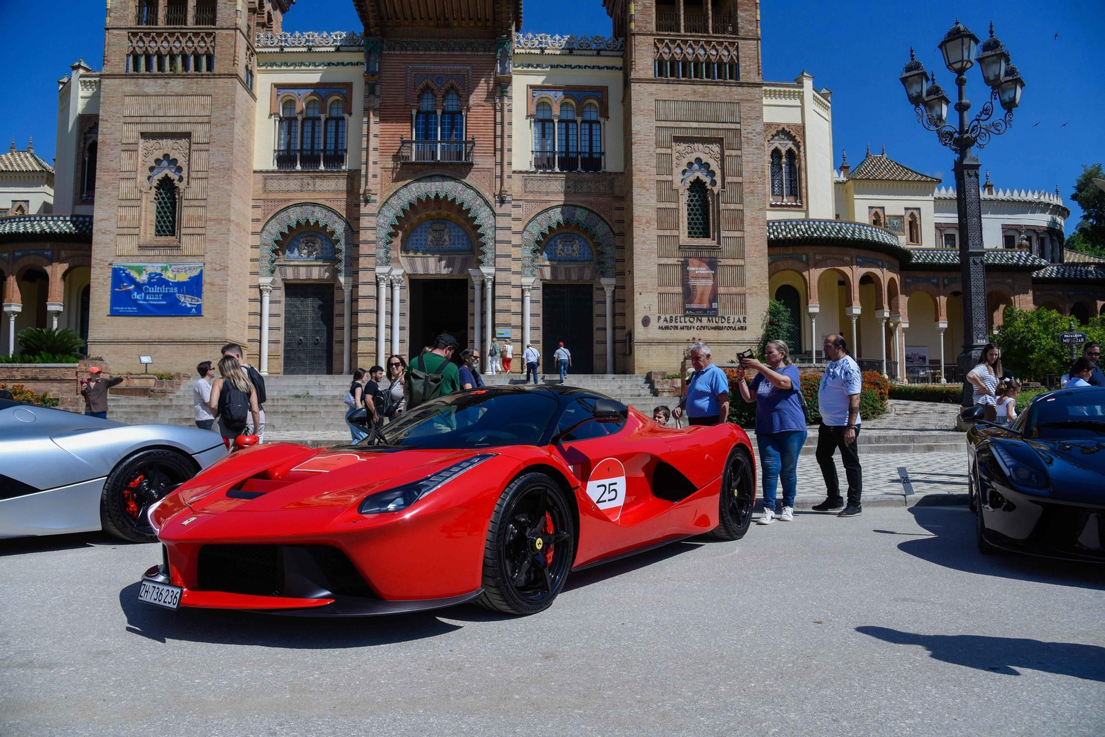 Ferrari Cavalcade 2025 en Sevilla