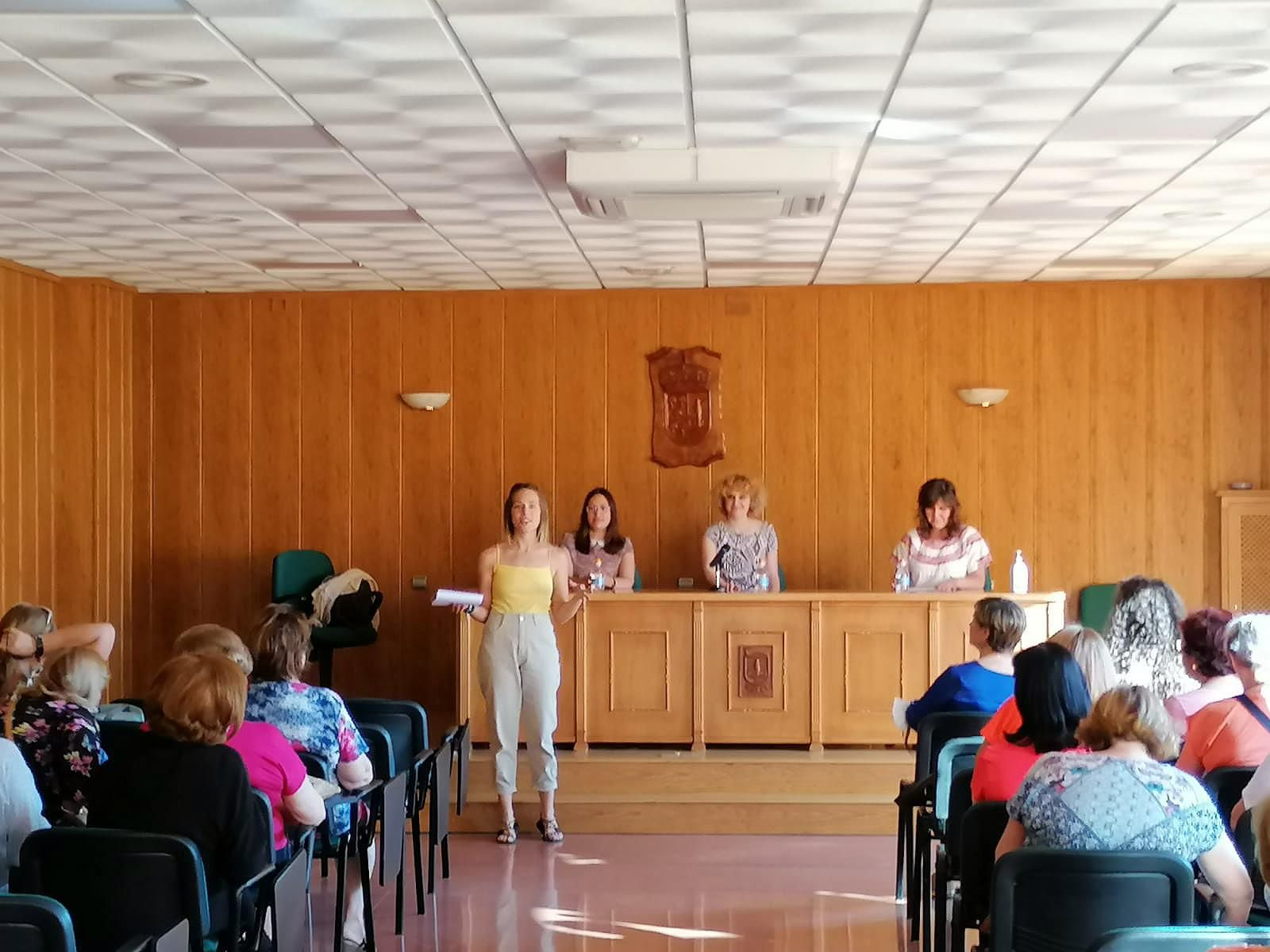 Imagen de la charla del Día de la Salud de la Mujer de Pinos Puente