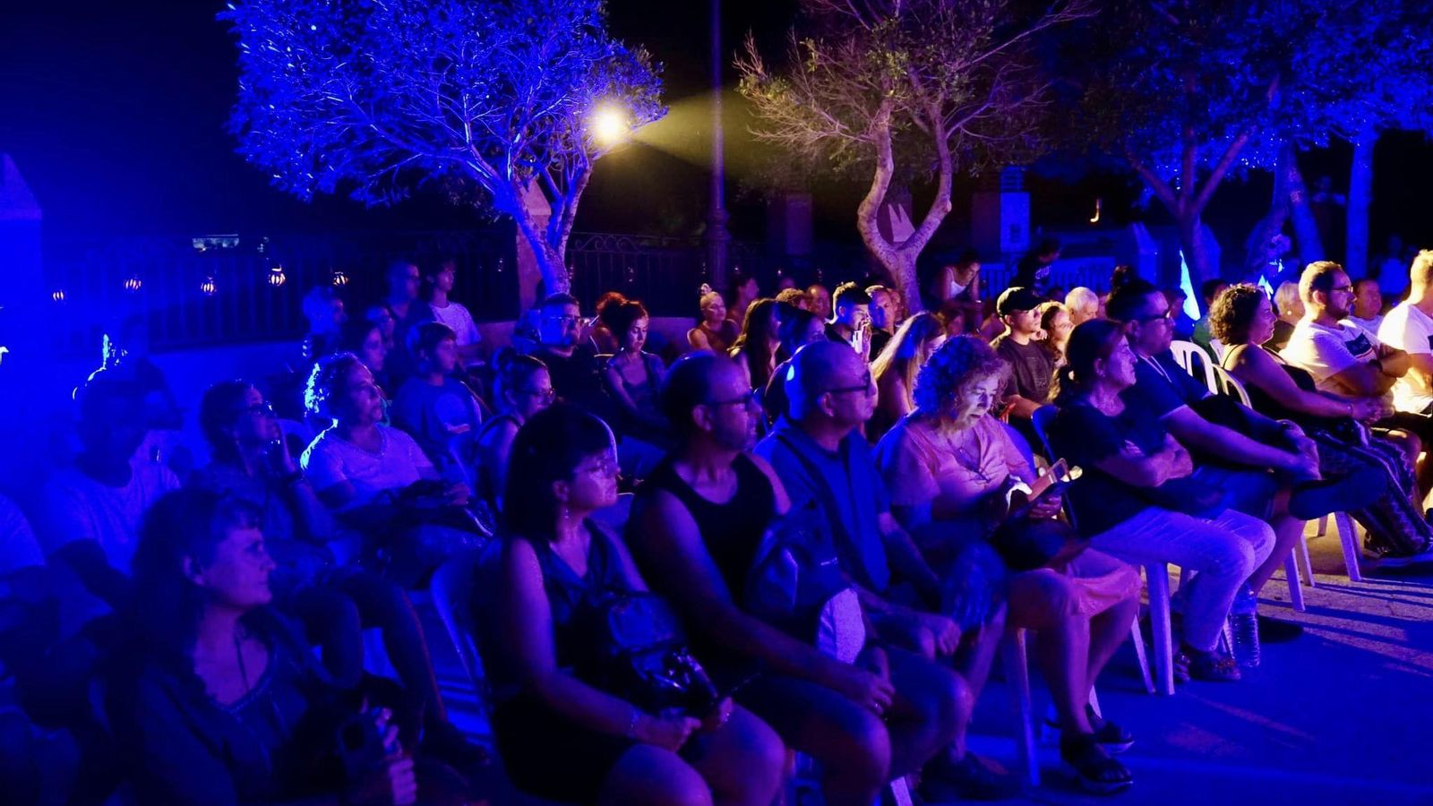 Así se ha vivido la X edición de "Paseando entre velas" de Vícar