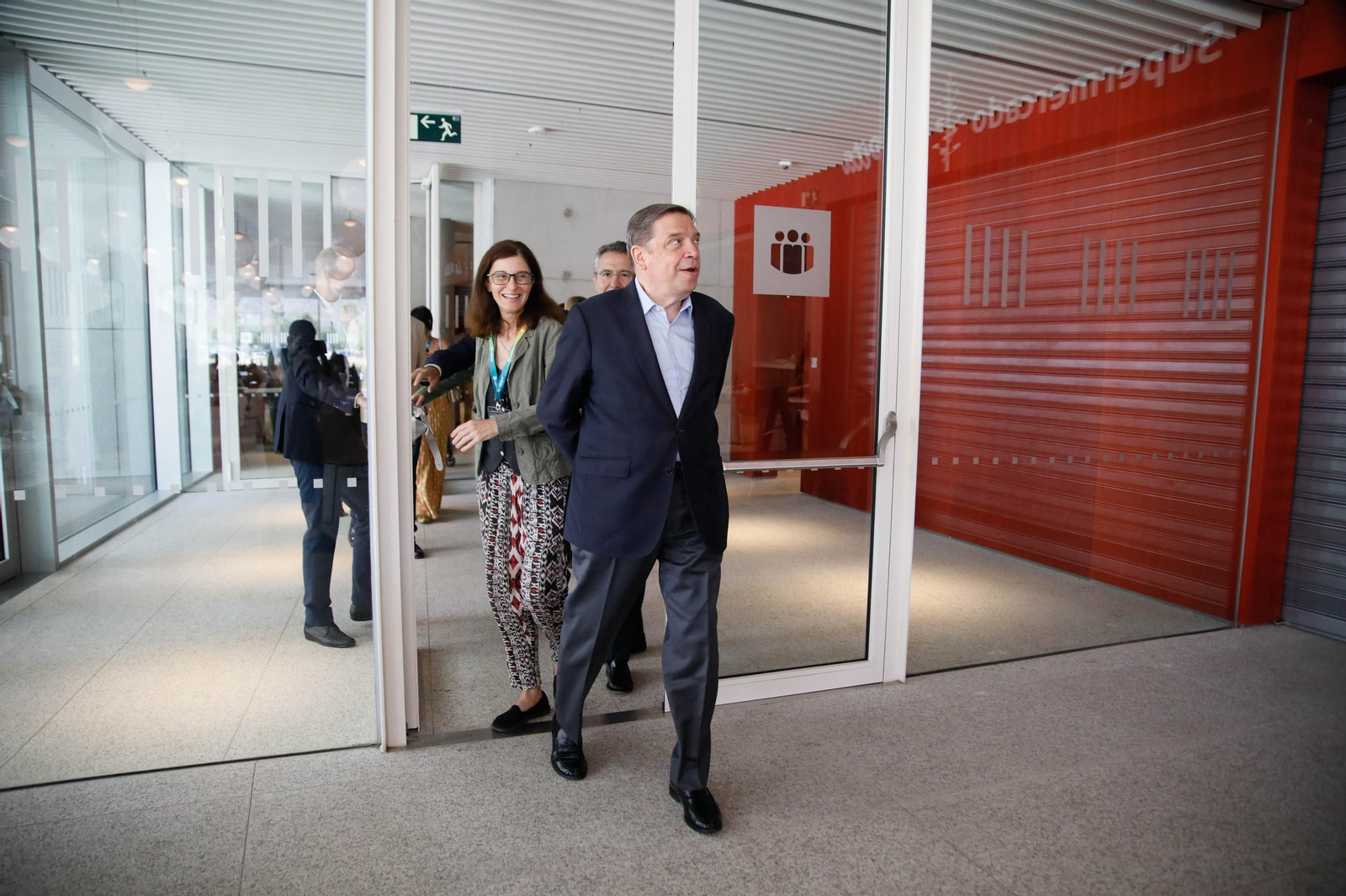 El ministro de Agricultura, Pesca y Alimentación, Luis Planas, visita el Centro Tecnológico Financiero del Grupo Cajamar en el Parque Científico-Tecnológico de Almería (PITA), en imágenes
