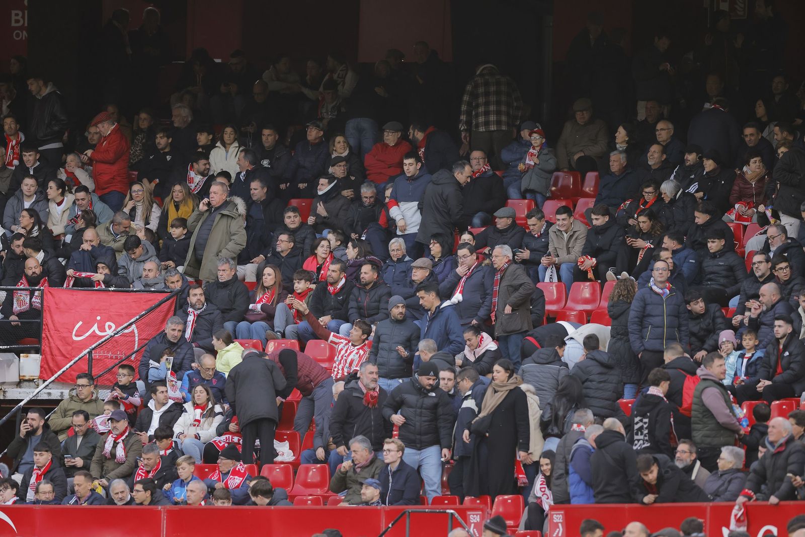 Búscate en las fots del Sevilla fC - Bibao