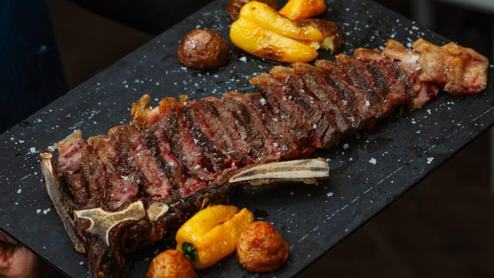 Chuletón a la brasa de El Emigrante Chuletón a la brasa de El Emigrante